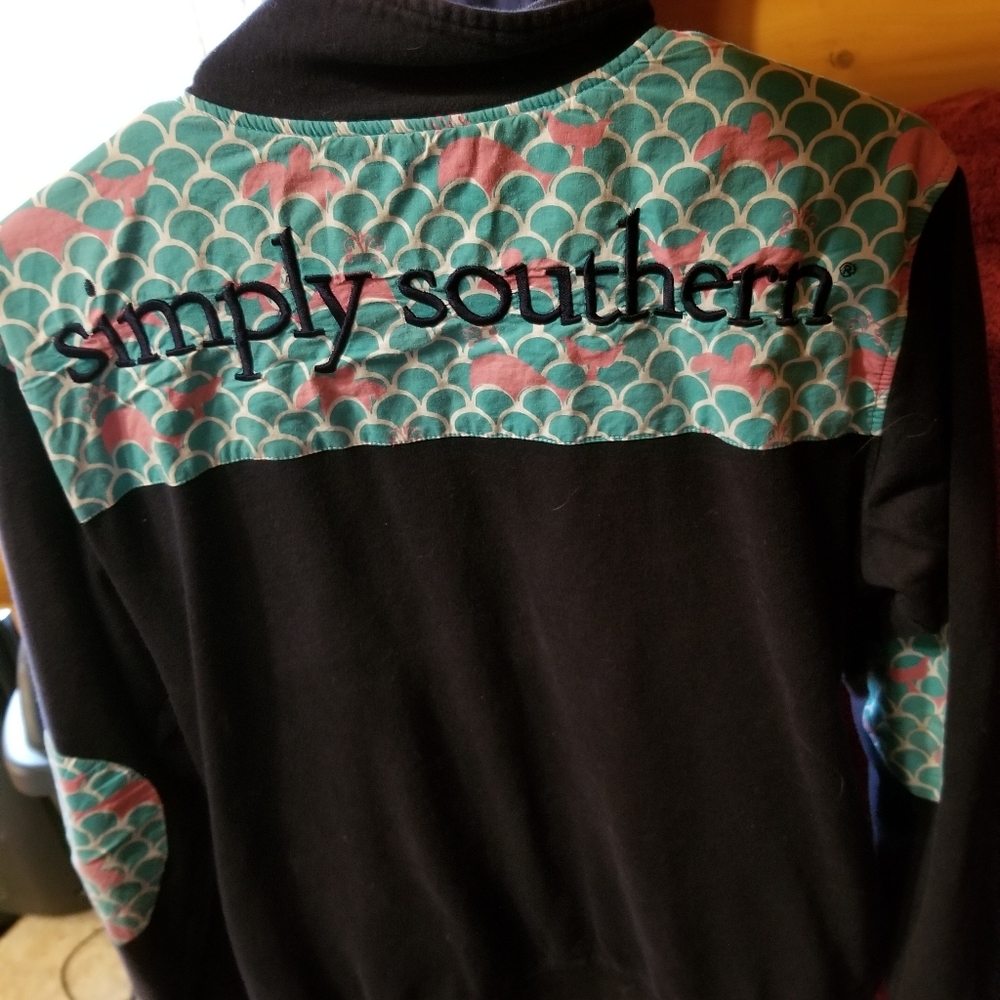 Simply southern pullover
